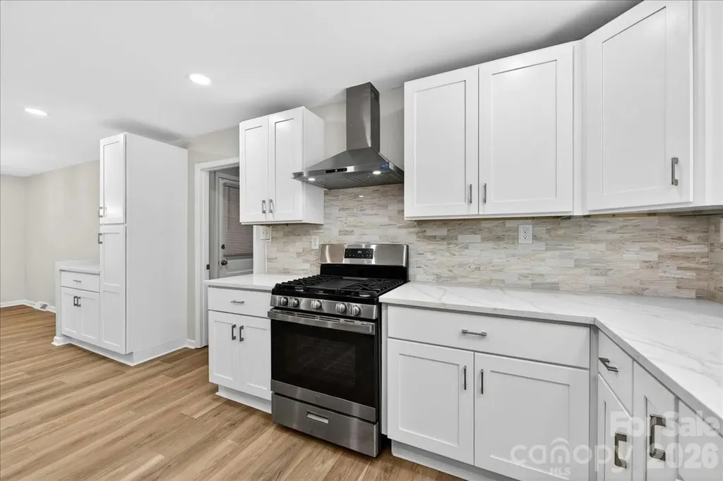 6018 Donegal Drive Charlotte NC 28212