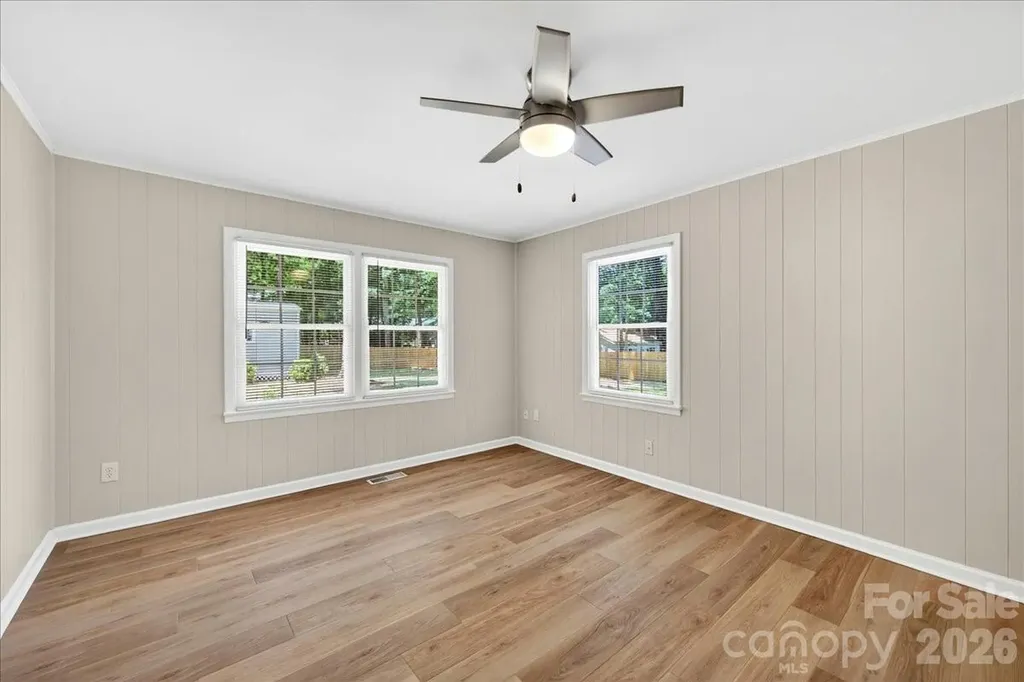 6018 Donegal Drive Charlotte NC 28212