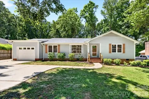 6018 Donegal Drive Charlotte NC 28212