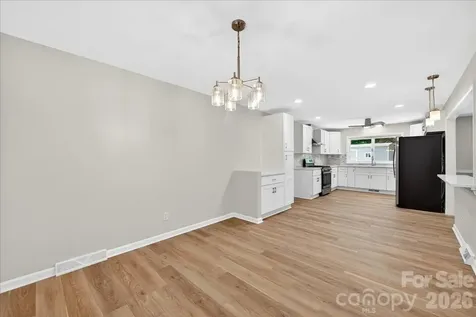6018 Donegal Drive Charlotte NC 28212