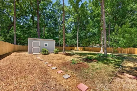 6018 Donegal Drive Charlotte NC 28212