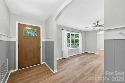 6018 Donegal Drive Charlotte NC 28212