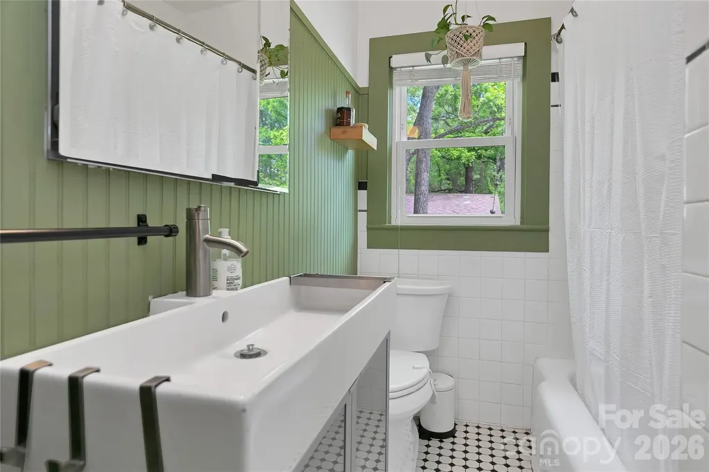 470 Cherryfield Loop Brevard NC 28712