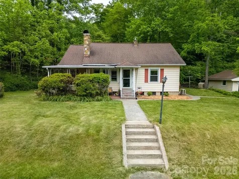 470 Cherryfield Loop Brevard NC 28712