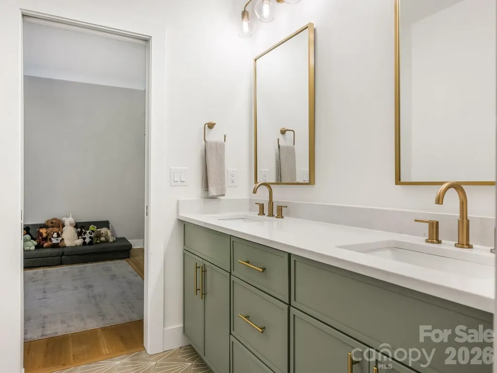3601 Woody Grove Lane Charlotte NC 28210