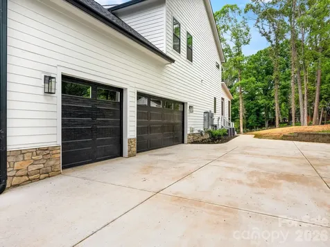 3601 Woody Grove Lane Charlotte NC 28210