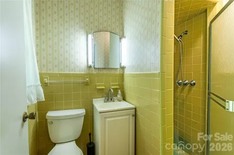 3004 Kanuga Road Hendersonville NC 28739