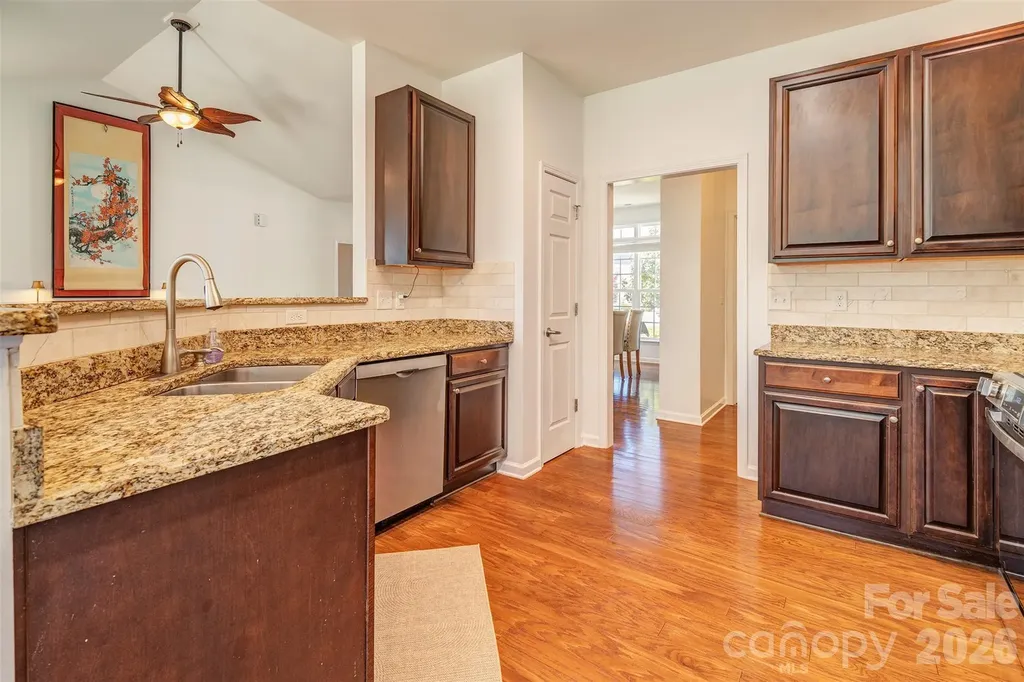 7 Breyerton Court Asheville NC 28804