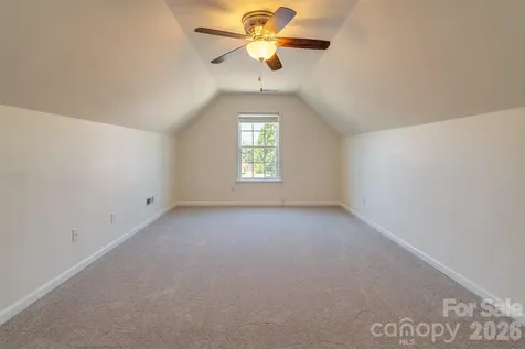 7 Breyerton Court Asheville NC 28804
