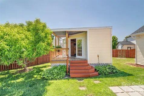 7 Breyerton Court Asheville NC 28804