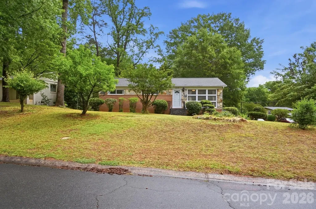 6239 Netherwood Drive Charlotte NC 28210