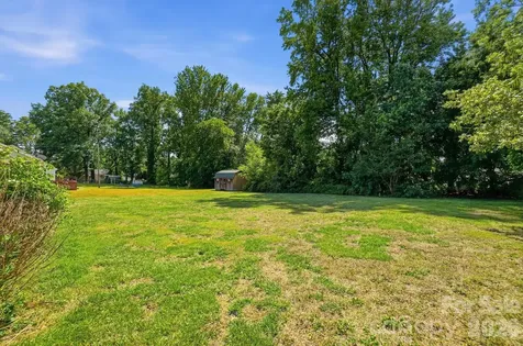 909 Evelyn Avenue Kannapolis NC 28083