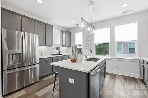 2148 Electric Lane Charlotte NC 28205