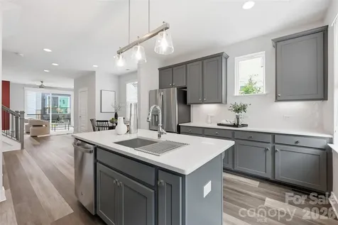 2148 Electric Lane Charlotte NC 28205