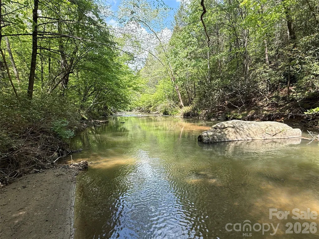 000 Kings Glen Road Old Fort NC 28762
