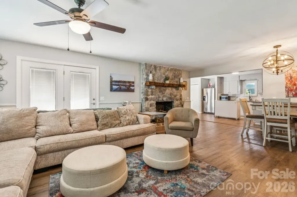 49571 Blackberry Road Norwood NC 28128