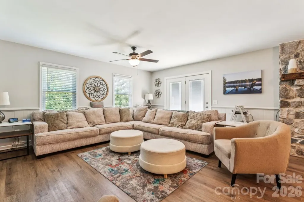 49571 Blackberry Road Norwood NC 28128