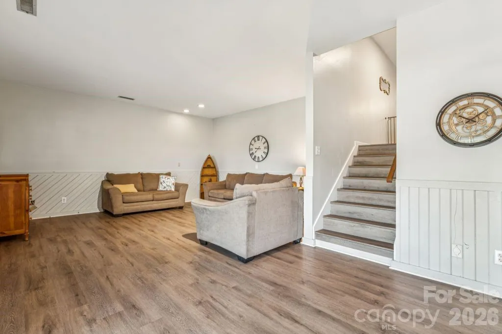 49571 Blackberry Road Norwood NC 28128