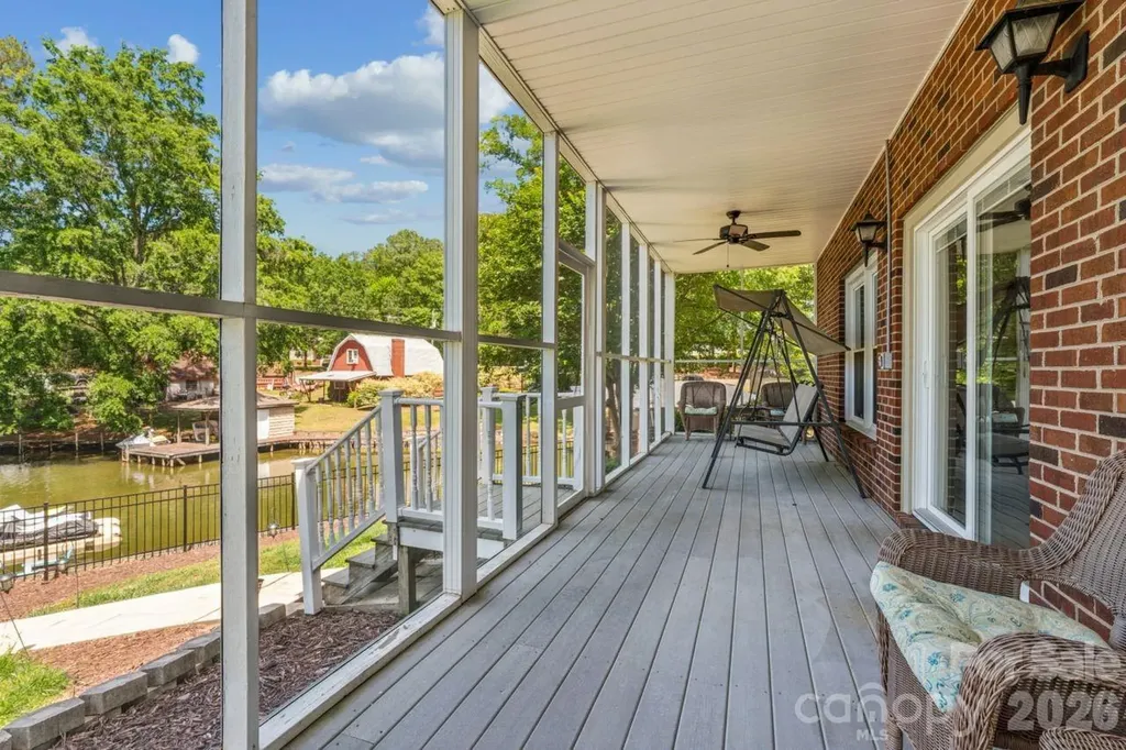 49571 Blackberry Road Norwood NC 28128