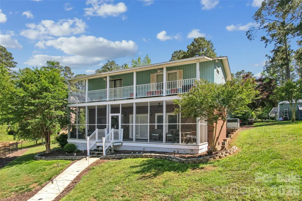 49571 Blackberry Road Norwood NC 28128