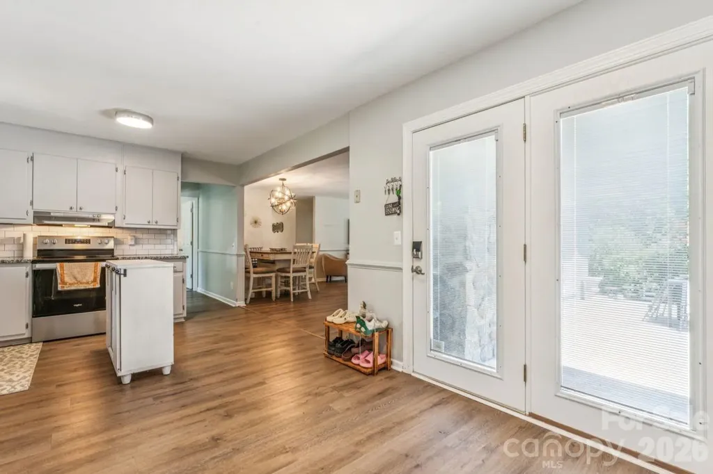 49571 Blackberry Road Norwood NC 28128