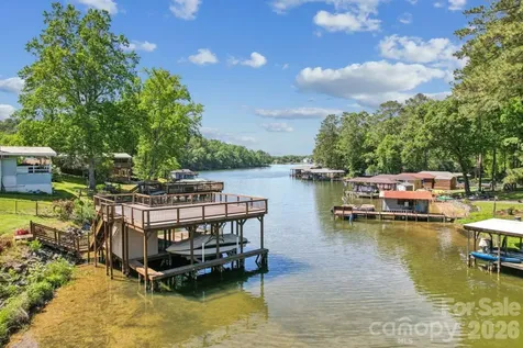 49571 Blackberry Road Norwood NC 28128