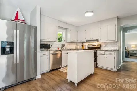 49571 Blackberry Road Norwood NC 28128