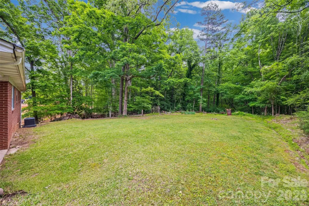 2380 Dixon Road Belmont NC 28012
