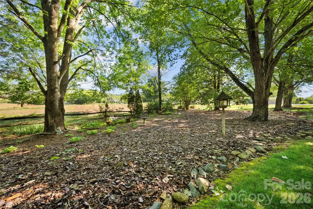 27211 Hedge Road Albemarle NC 28001