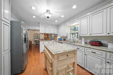 27211 Hedge Road Albemarle NC 28001