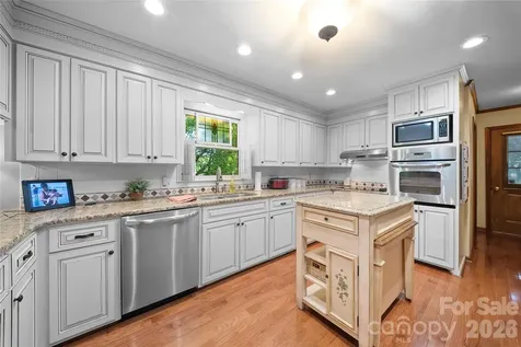 27211 Hedge Road Albemarle NC 28001