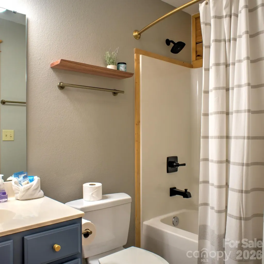 181 Scenic Wolf Drive Mars Hill NC 28754
