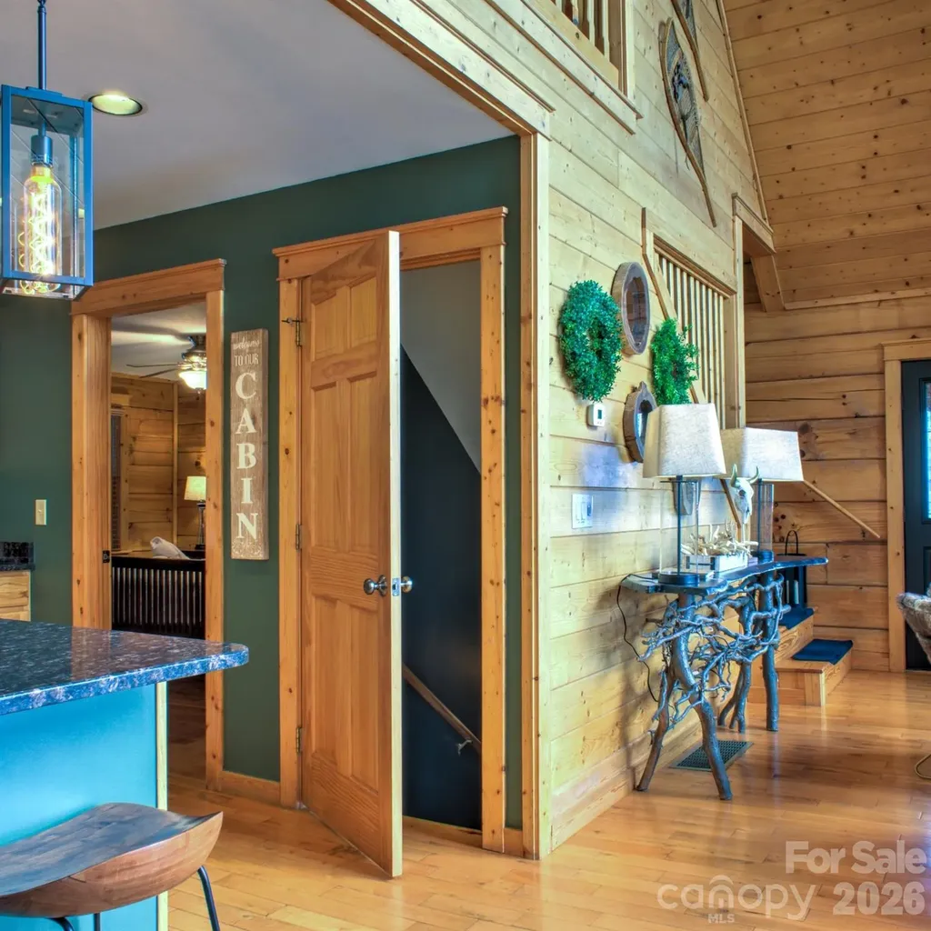 181 Scenic Wolf Drive Mars Hill NC 28754