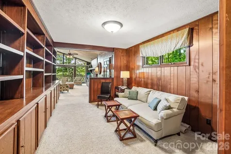 3 Greenbriar Woods Circle Etowah NC 28729
