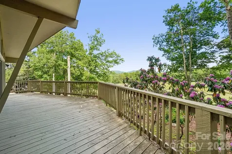 3 Greenbriar Woods Circle Etowah NC 28729