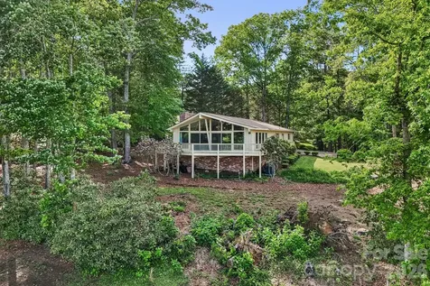 3 Greenbriar Woods Circle Etowah NC 28729