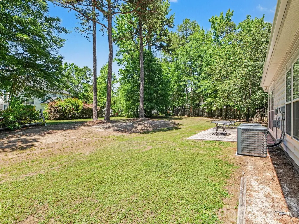 8800 Cavonnier Lane Charlotte NC 28216