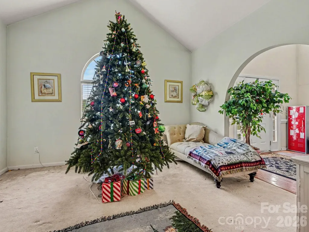 8800 Cavonnier Lane Charlotte NC 28216