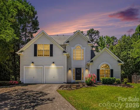 8800 Cavonnier Lane Charlotte NC 28216