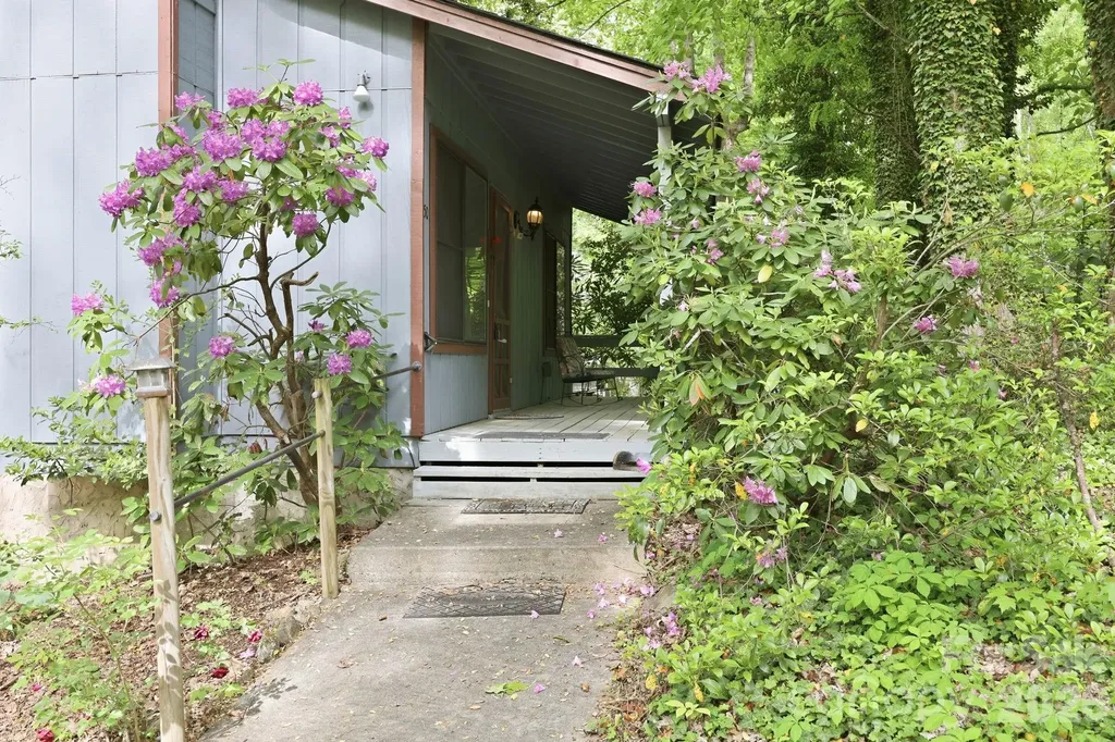 50 Gail Drive Maggie Valley NC 28751