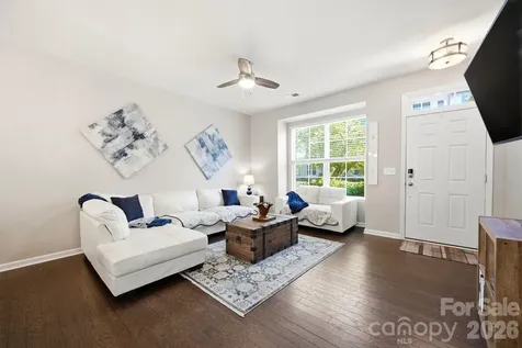 6913 Walnut Branch Lane Charlotte NC 28277