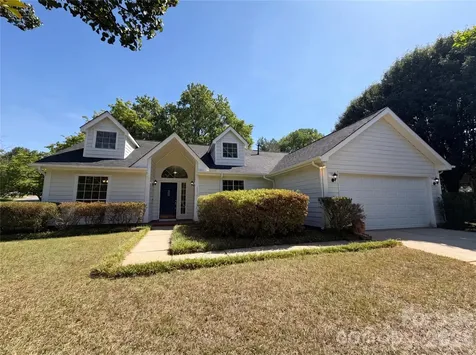 10530 Southern Oak Court Charlotte NC 28214