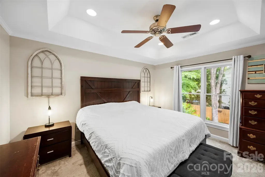 10112 Windtree Lane Charlotte NC 28215