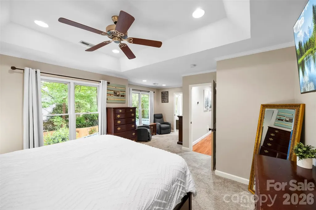 10112 Windtree Lane Charlotte NC 28215