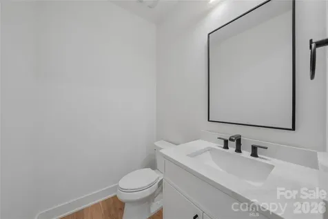 2812 Phillips Avenue Charlotte NC 28208