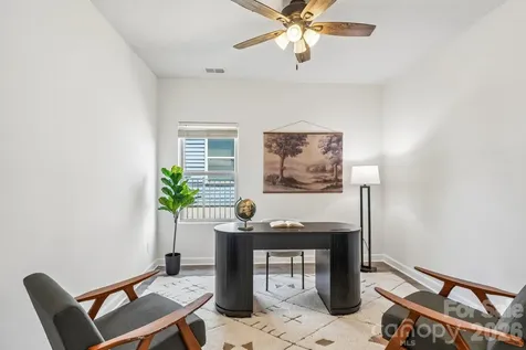 11912 Red Leaf Drive Charlotte NC 28215