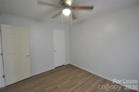 1009 Plymouth Street Gastonia NC 28054
