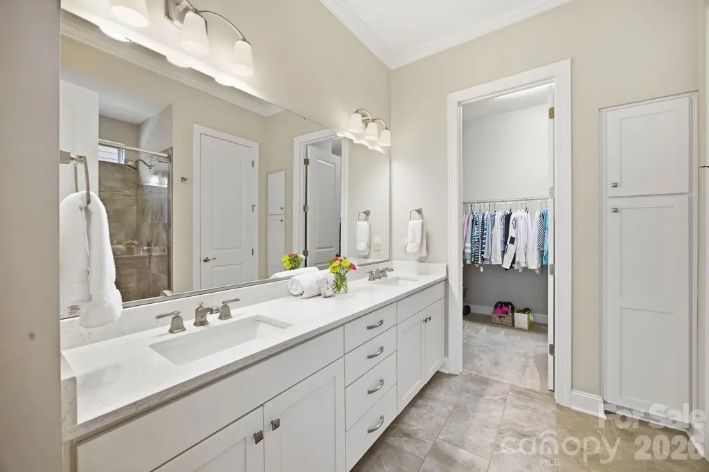 261 Stone Mountain Way Denver NC 28037