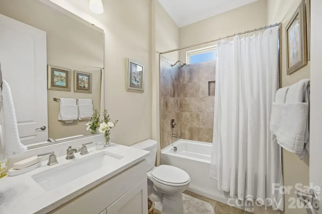 261 Stone Mountain Way Denver NC 28037