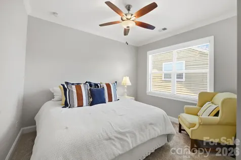 261 Stone Mountain Way Denver NC 28037